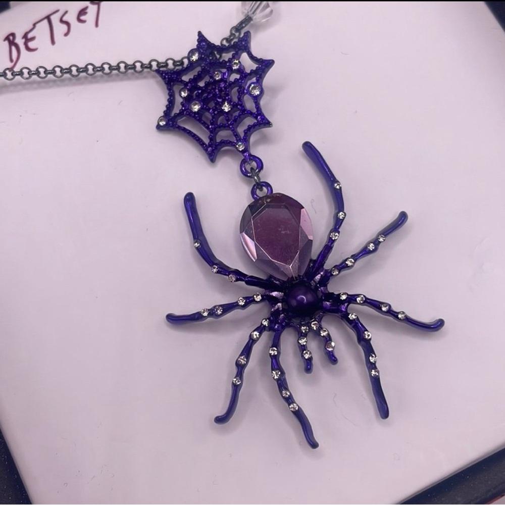 NWT Betsey Johnson Purple Spider Necklace